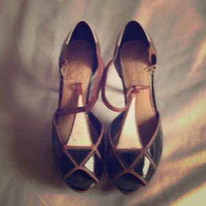 Jessica Simpson platform heels